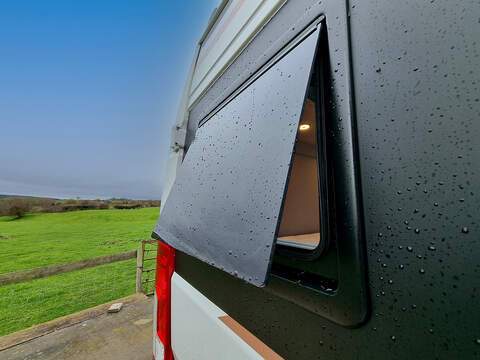 Robeta Helios  - N452