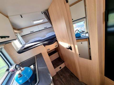 Sunlight V67S Adventure  - N460