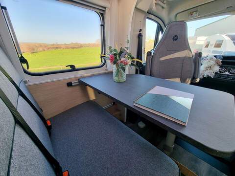 Sunlight V67S Adventure  - N460