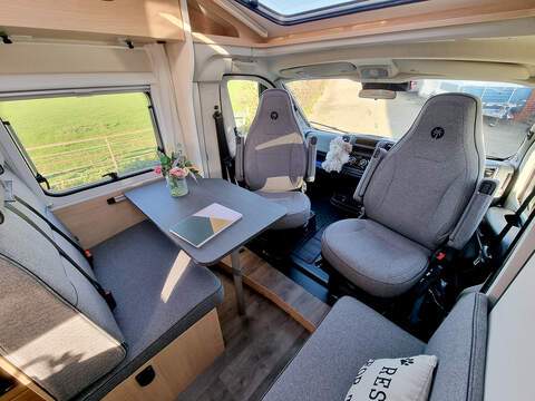 Sunlight V67S Adventure  - N460