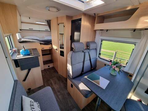 Sunlight V67S Adventure  - N460