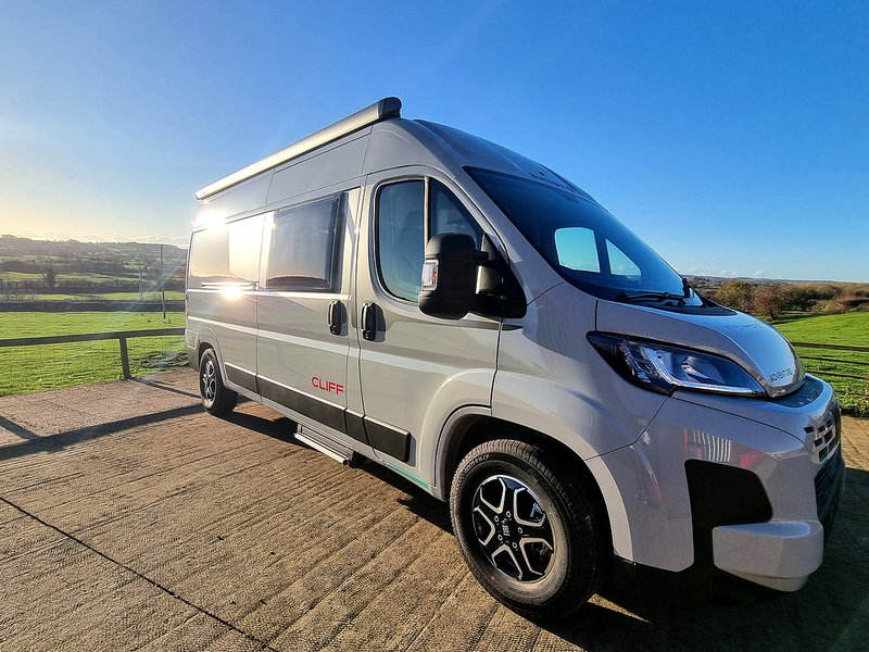 Sunlight Cliff 602 Adventure  - N462