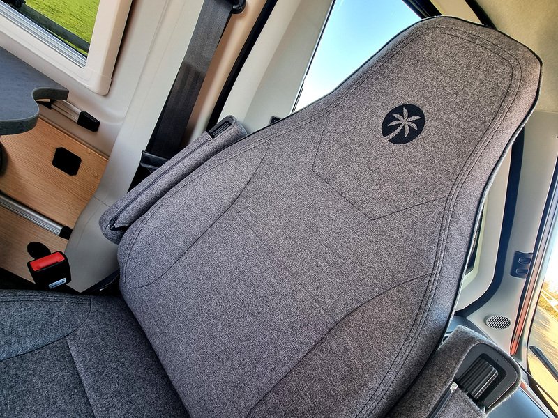 Sunlight Cliff 602 Adventure  - N462