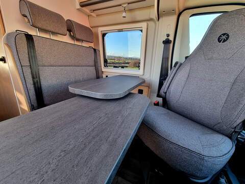 Sunlight Cliff 602 Adventure  - N462