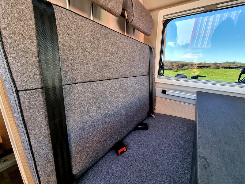 Sunlight Cliff 602 Adventure  - N462