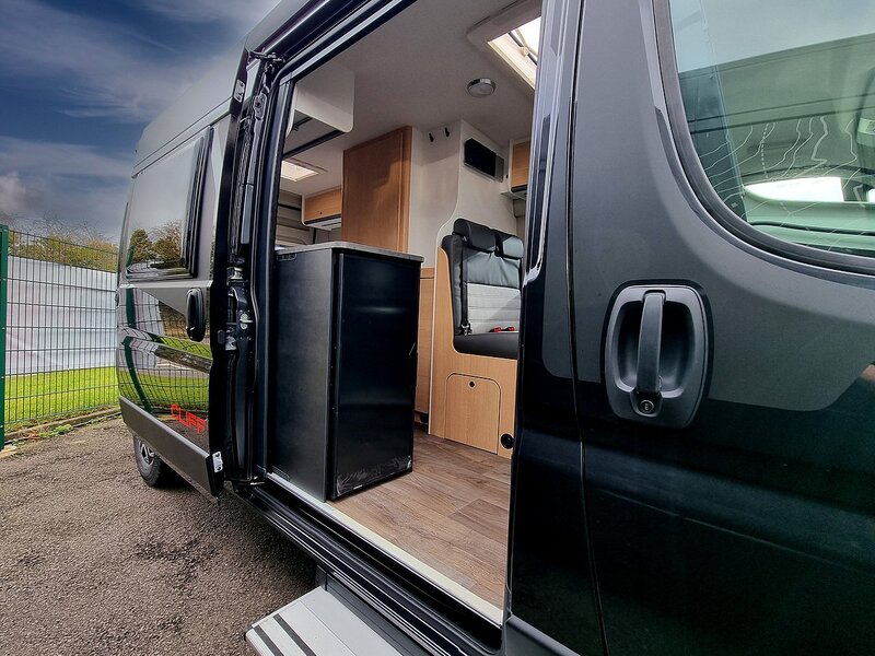 Sunlight Cliff 640 Adventure  - N463