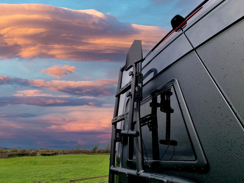 Robeta Adonis 4WD Four Wheel Drive - N470