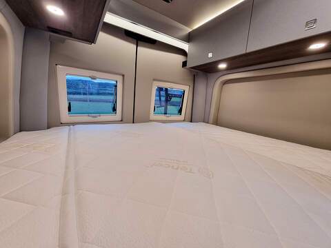 Robeta Adonis 4WD Four Wheel Drive - N470