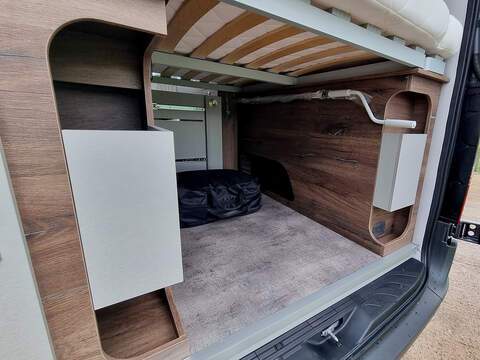 Robeta Adonis 4WD Four Wheel Drive - N470