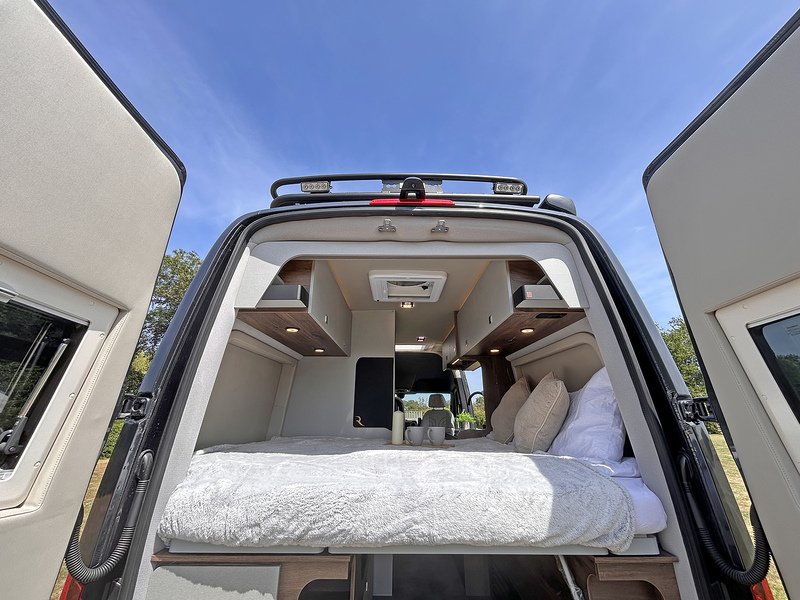 Robeta Adonis 4WD Four Wheel Drive - N470