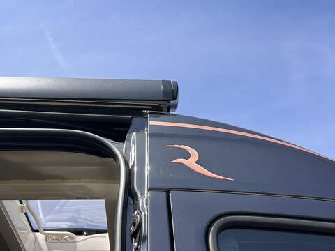 Robeta Adonis 4WD Four Wheel Drive - N470
