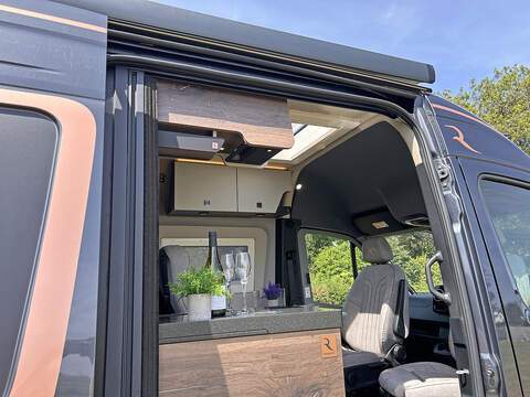 Robeta Adonis 4WD Four Wheel Drive - N470