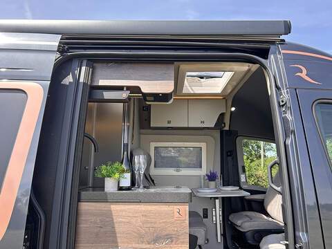Robeta Adonis 4WD Four Wheel Drive - N470