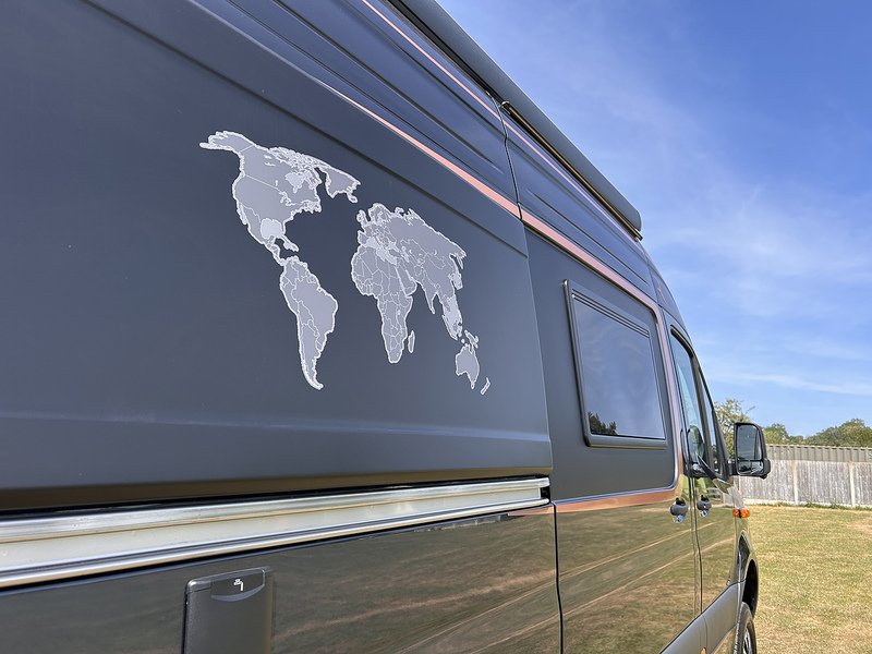 Robeta Adonis 4WD Four Wheel Drive - N470