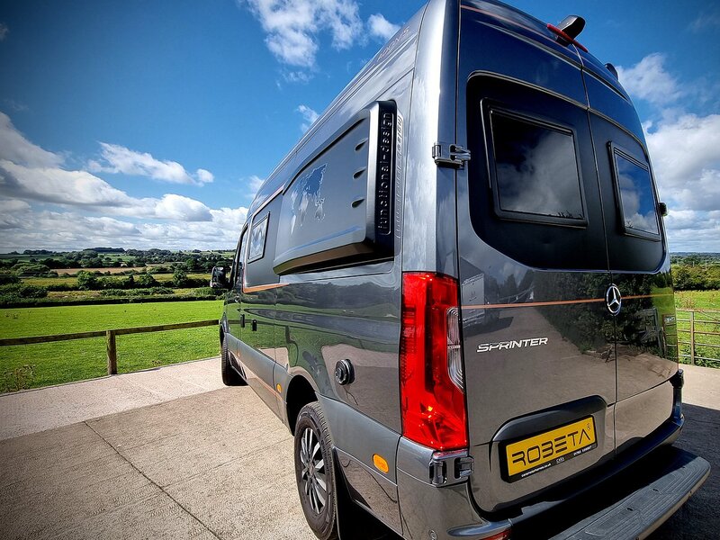 Robeta Adonis  - N472