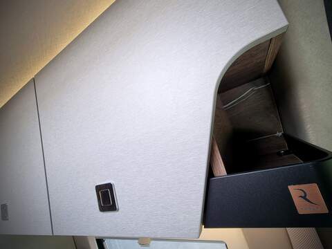 Robeta Adonis  - N472