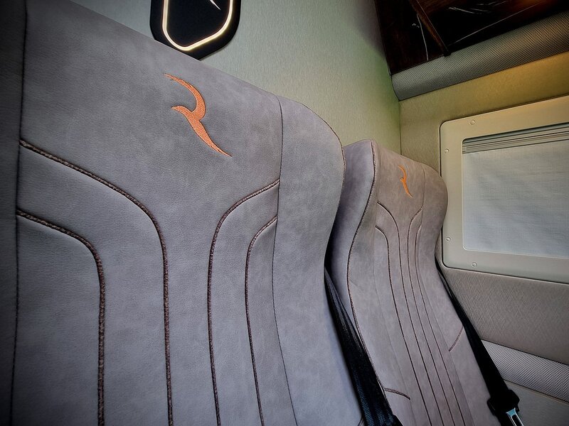 Robeta Adonis  - N472