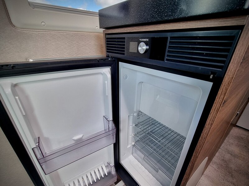 Robeta Adonis  - N472