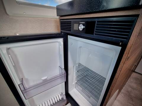 Robeta Adonis  - N472