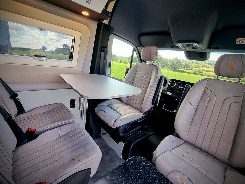 Robeta Adonis  - N472