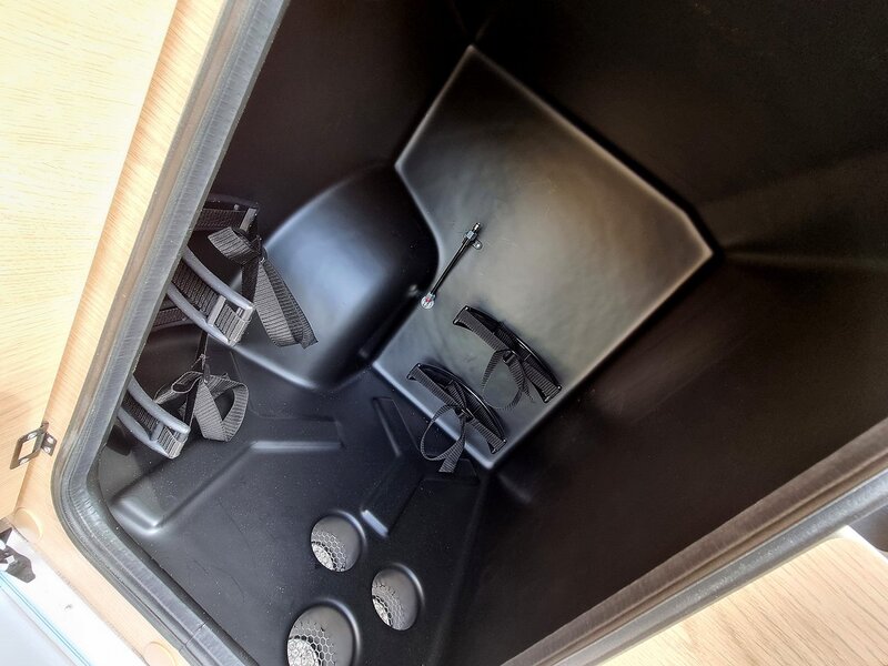 Sunlight Cliff 640 Adventure  - N479