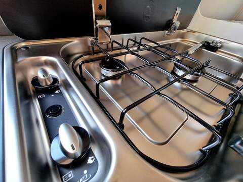 Sunlight Cliff 640 Adventure  - N479