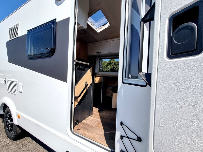 Sunlight A70  - N482