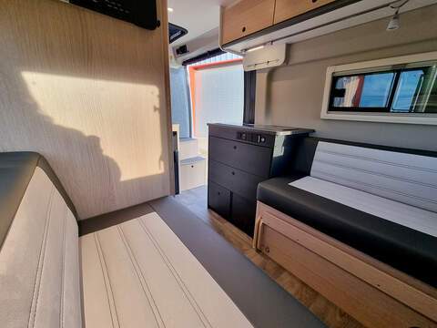 Sunlight Cliff Vanlife  - N543