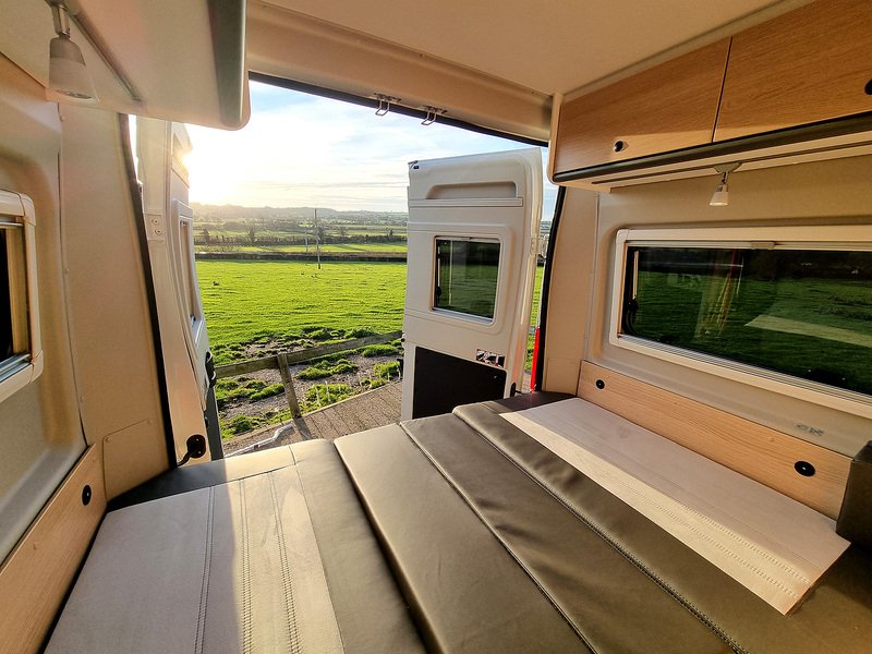 Sunlight Cliff Vanlife  - N549