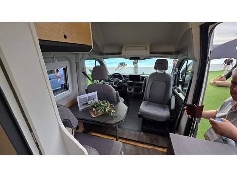 Sunlight Ibex 604D 4X4 . - N597