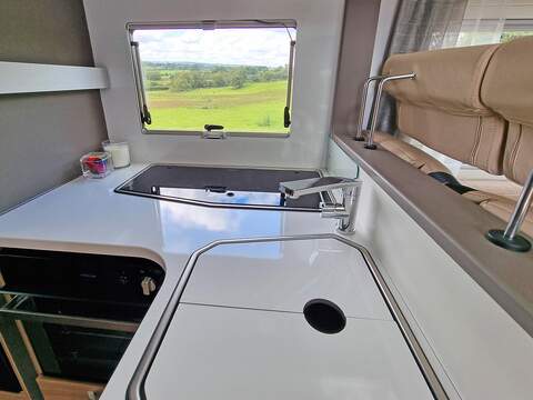 Adria Coral XL Coral XL Plus 670 SP - U420