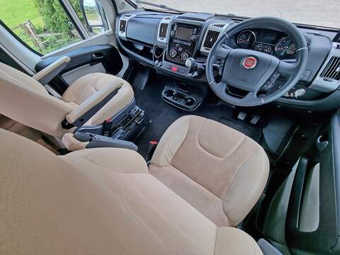 Adria Coral XL Coral XL Plus 670 SP - U420