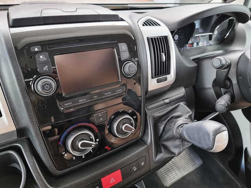 Adria Coral XL Coral XL Plus 670 SP - U420