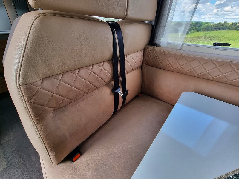 Adria Coral XL Coral XL Plus 670 SP - U420