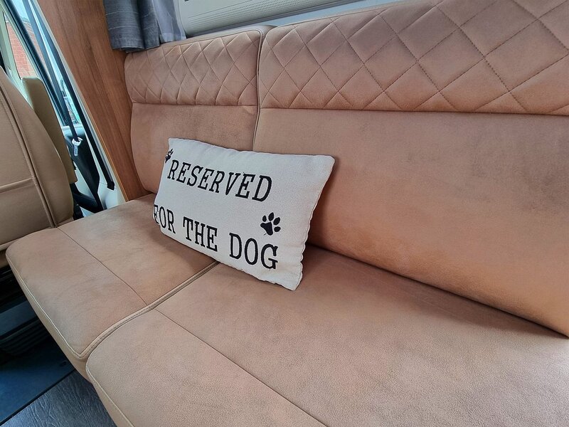 Adria Coral XL Coral XL Plus 670 SP - U420