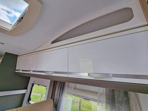 Adria Coral XL Coral XL Plus 670 SP - U420