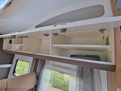 Adria Coral XL Coral XL Plus 670 SP - U420