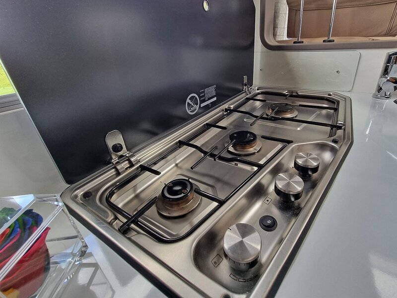 Adria Coral XL Coral XL Plus 670 SP - U420