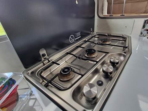 Adria Coral XL Coral XL Plus 670 SP - U420