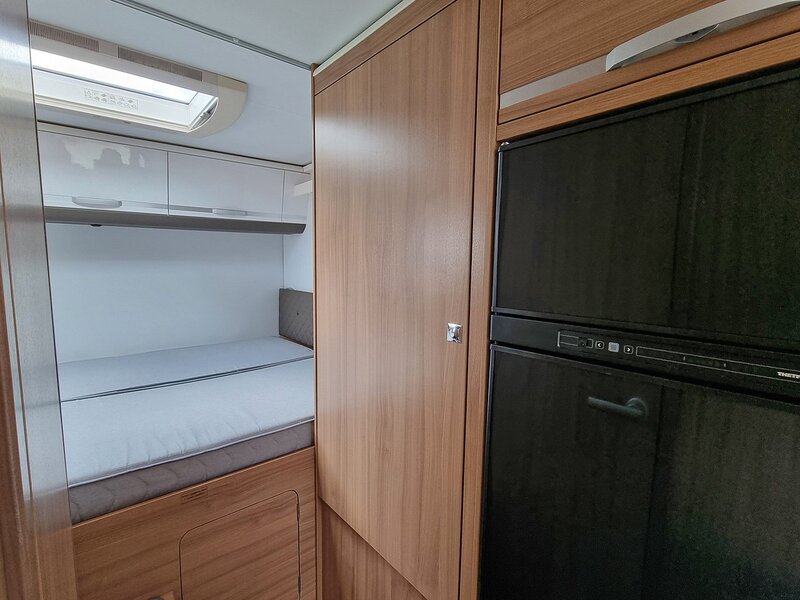 Adria Coral XL Coral XL Plus 670 SP - U420