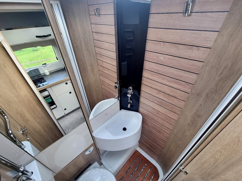 Mobilvetta K-Yacht Motorhome - U470