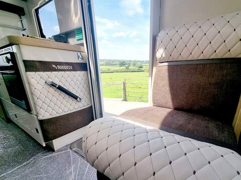 Mobilvetta K-Yacht Motorhome - U470