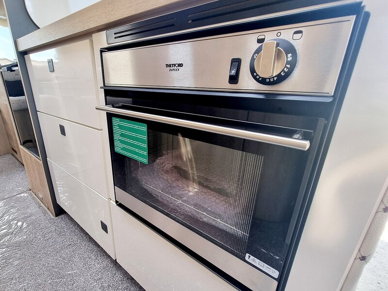 Mobilvetta K-Yacht Motorhome - U470