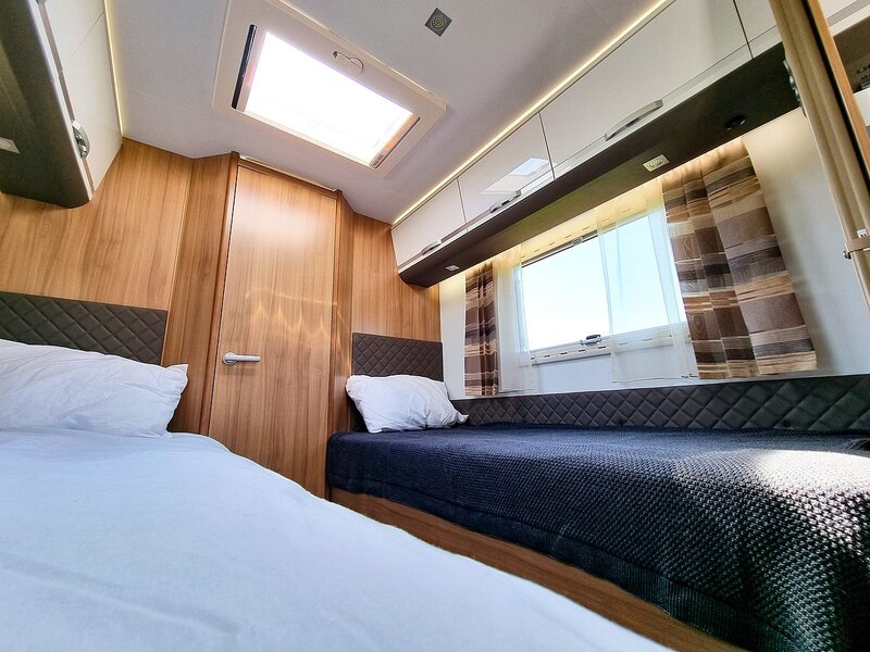 Adria Matrix Supreme 670 SLT - U493