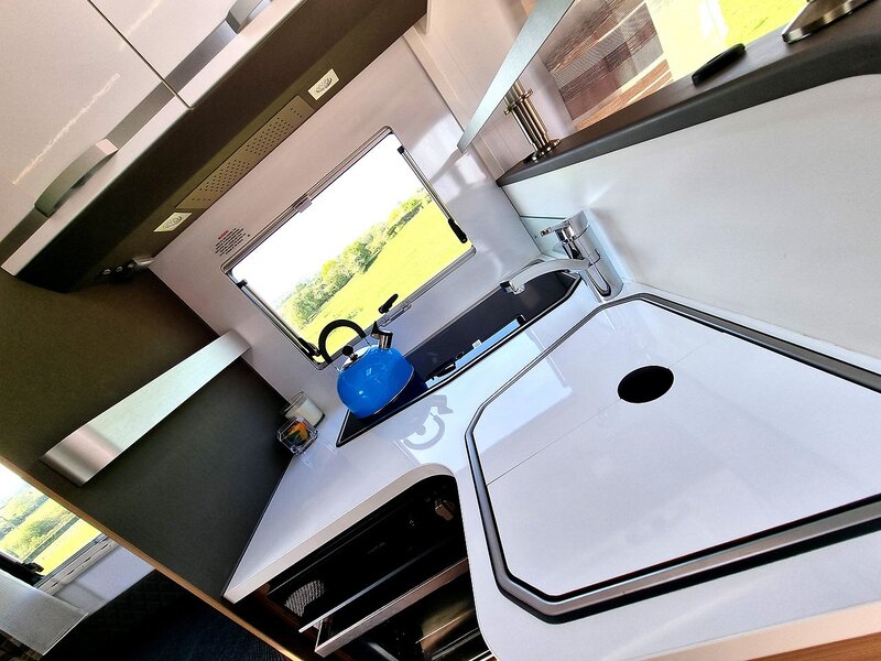 Adria Matrix Supreme 670 SLT - U493