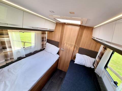 Adria Matrix Supreme 670 SLT - U493