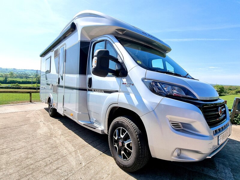 Adria Matrix Supreme 670 SLT - U493