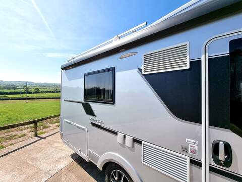 Adria Matrix Supreme 670 SLT - U493