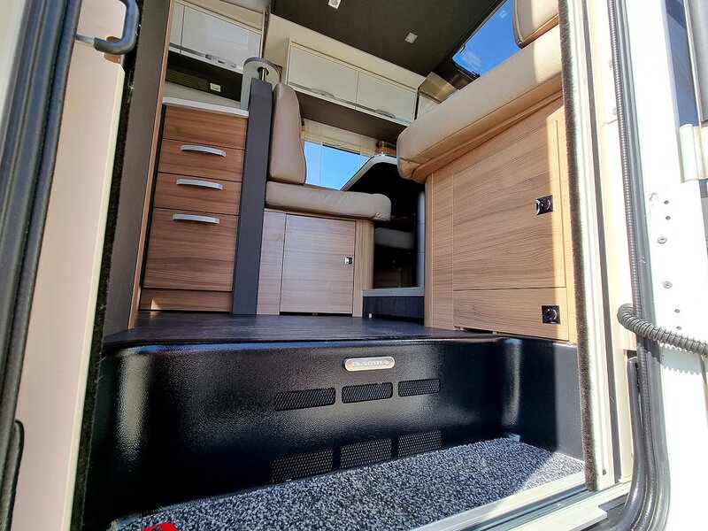 Adria Matrix Supreme 670 SLT - U493