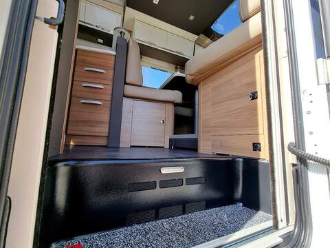 Adria Matrix Supreme 670 SLT - U493